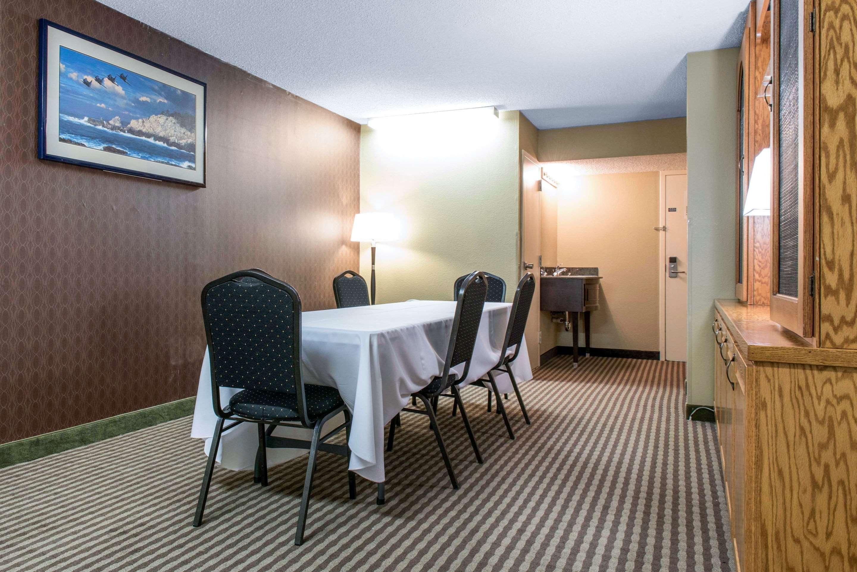 Quality Inn Festus Εξωτερικό φωτογραφία