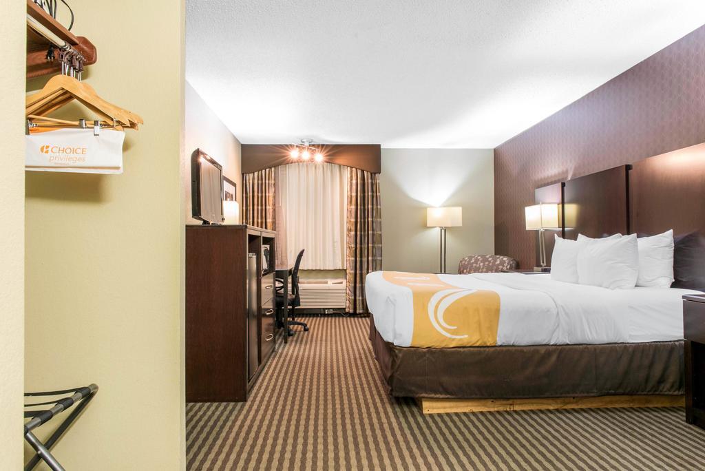 Quality Inn Festus Εξωτερικό φωτογραφία
